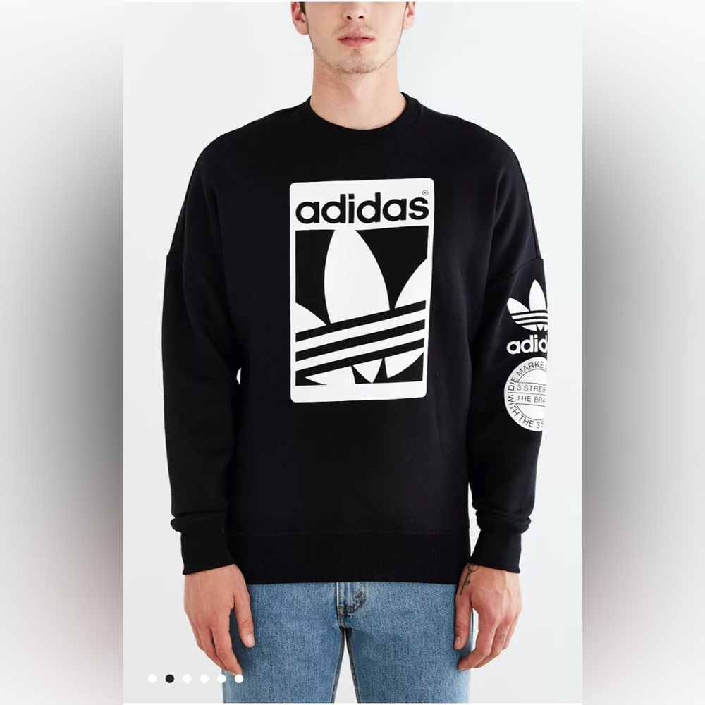 Adidas Original Box Trefoil Graphic Men’s Sweater size M